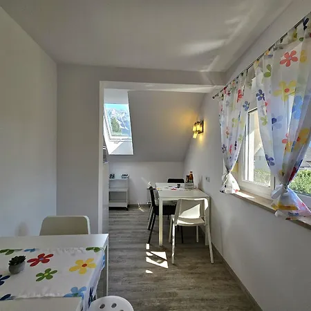 Green Hill Apartmán *
